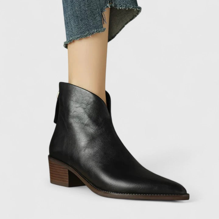 Raynlee™ | Elegant Low-Heel Ankle Boots