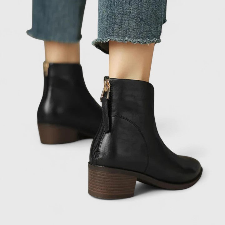 Raynlee™ | Elegant Low-Heel Ankle Boots