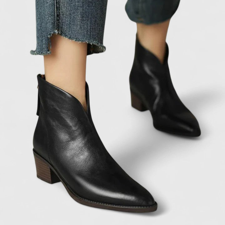 Raynlee™ | Elegant Low-Heel Ankle Boots