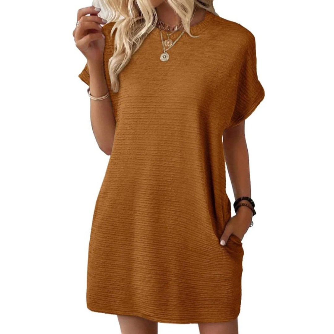 Deirdre – Casual Minimalist Round Neck Summer Dress