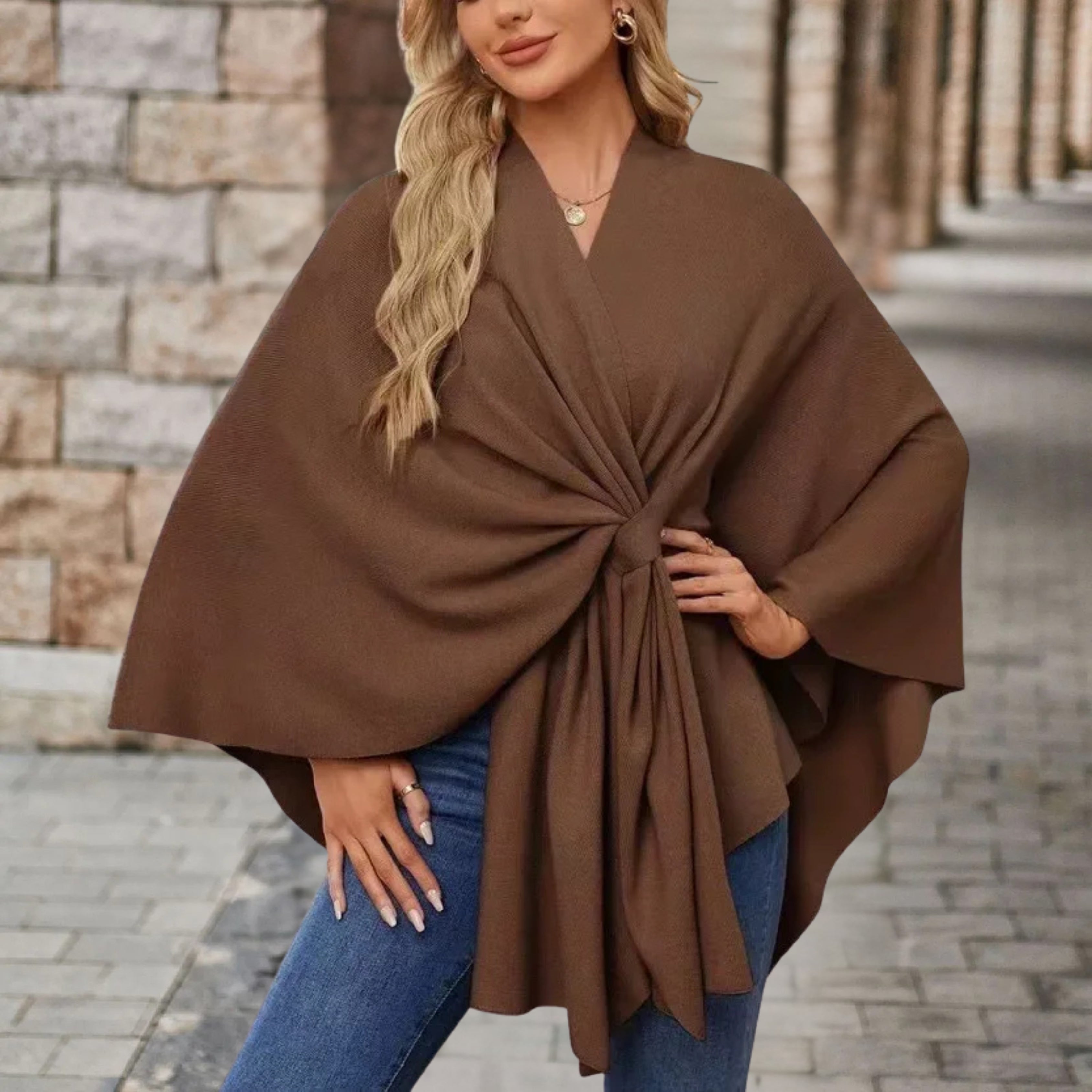 Ríonach – Chic Poncho