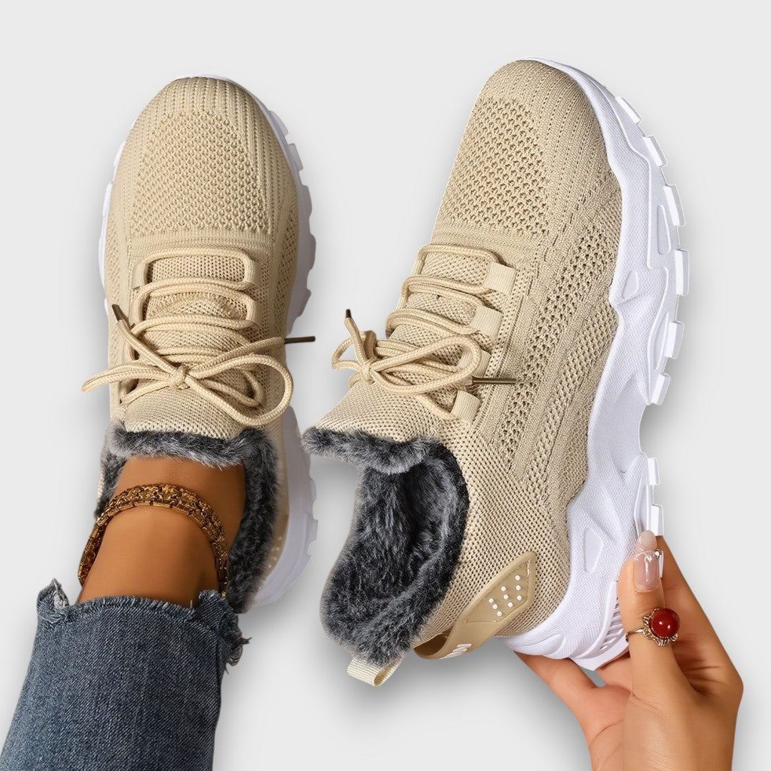 Elara™ | Cozy Winter Lace-Up Sneakers