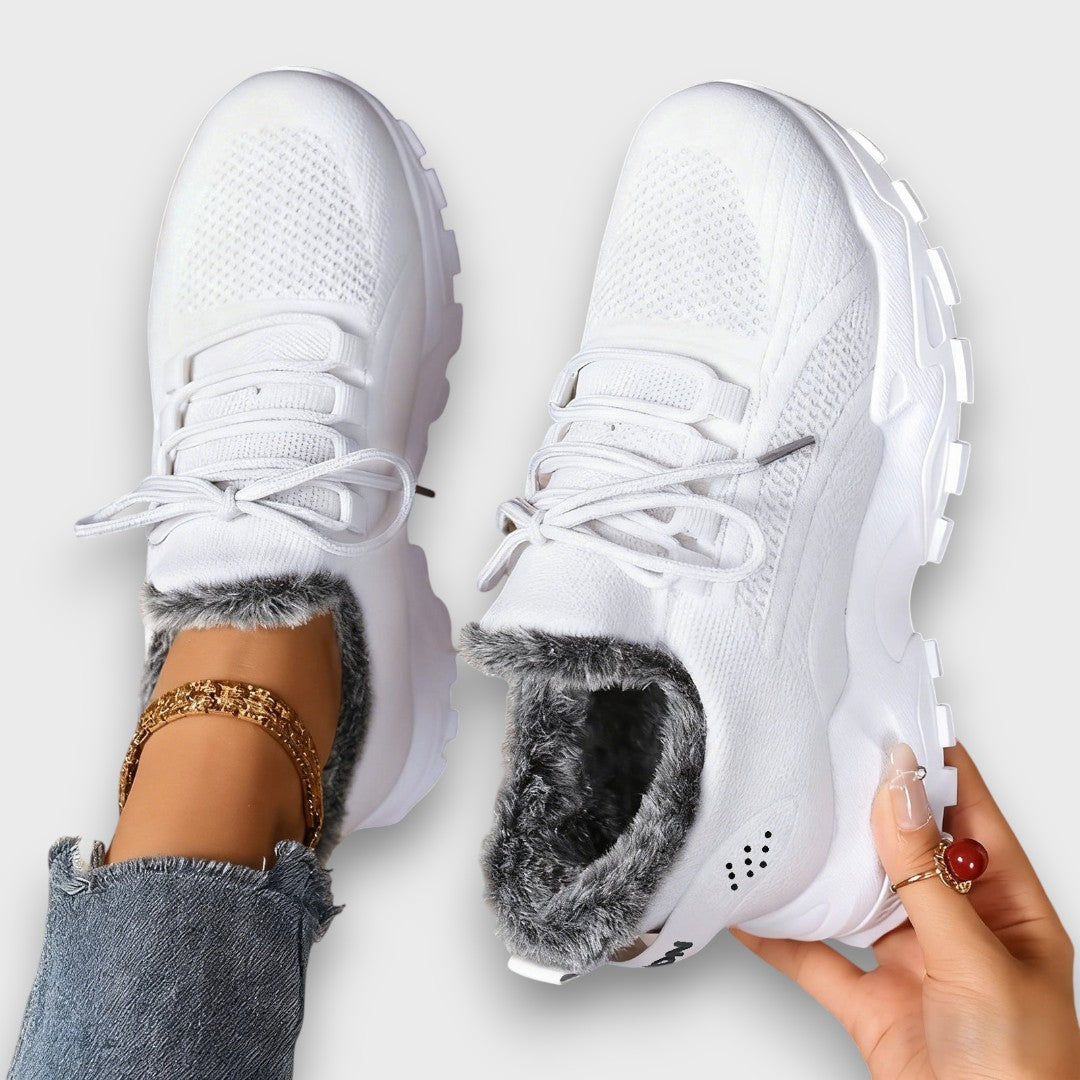 Elara™ | Cozy Winter Lace-Up Sneakers