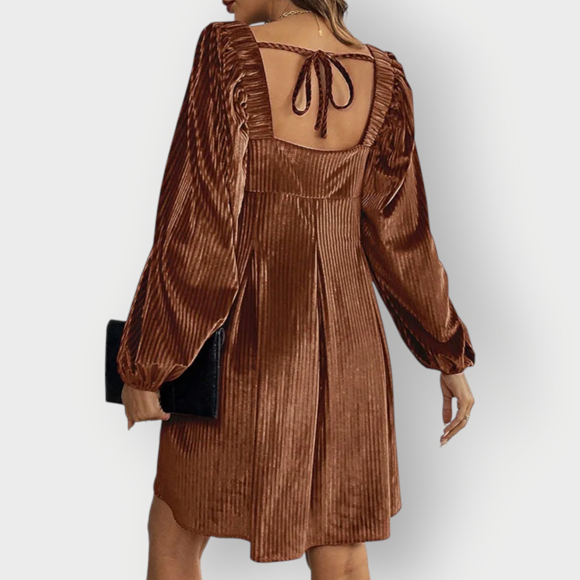 Micah - Velvet Chic Backless Square Dress