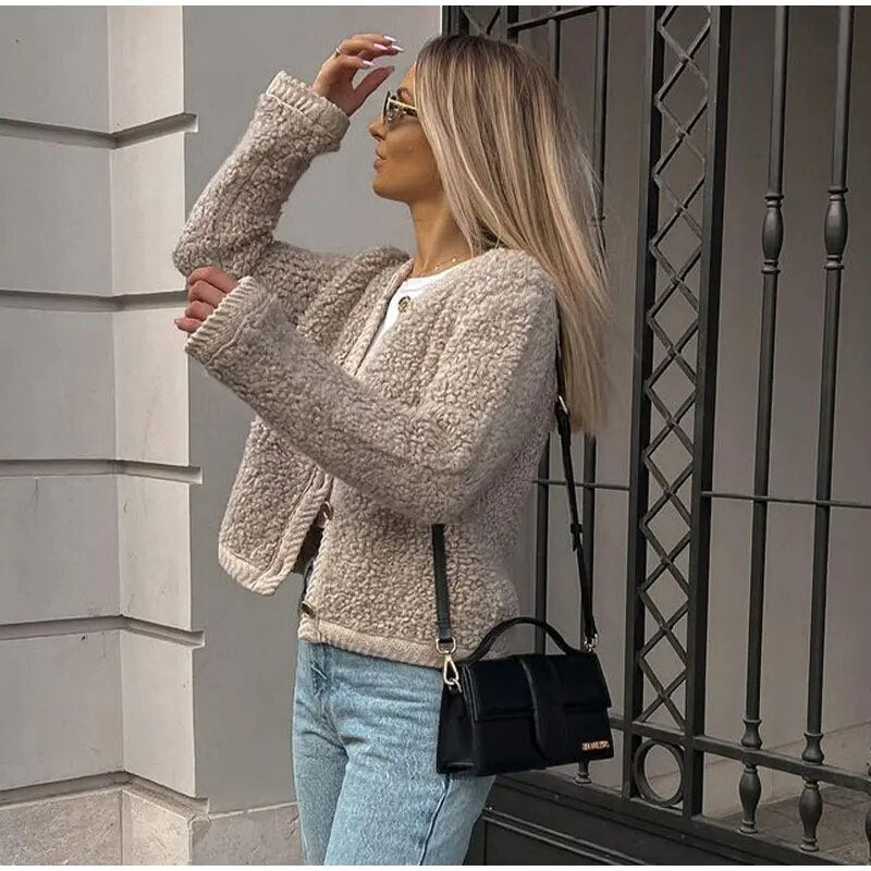 Svala | Stylish Women's Vest – Casual Chic