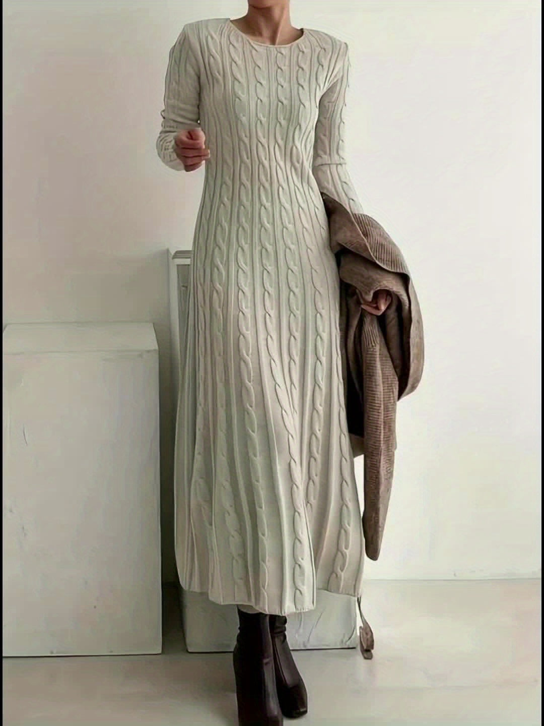 Elowen | Elegant Cable-Knit Maxi Dress