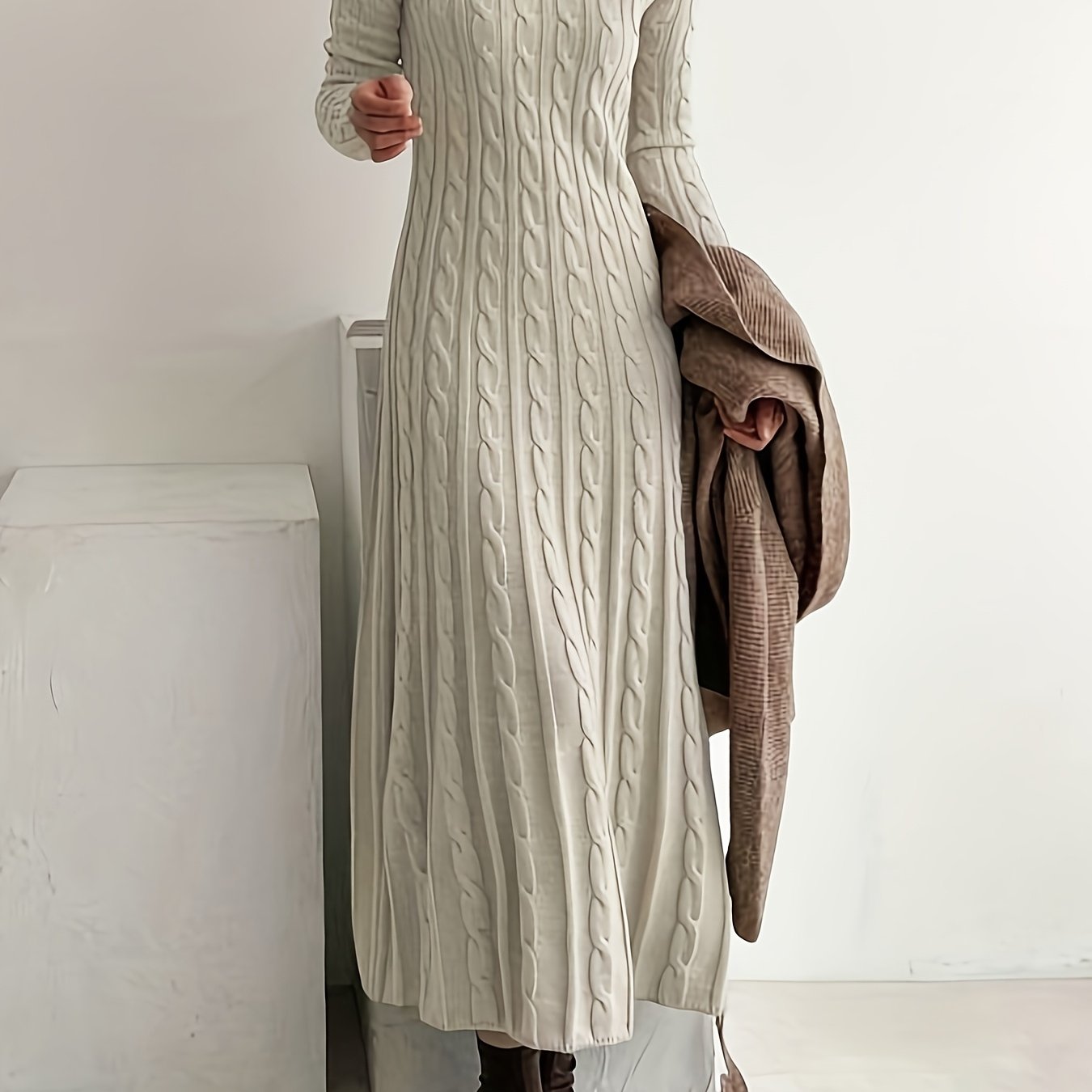 Elowen | Elegant Cable-Knit Maxi Dress