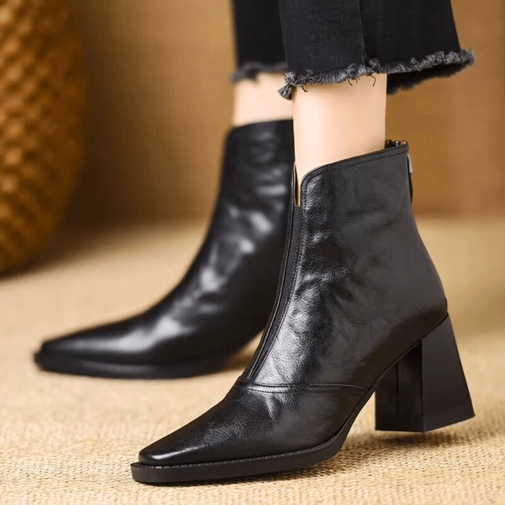 Claudi | Luxurious Mid-Heel Ankle Boots