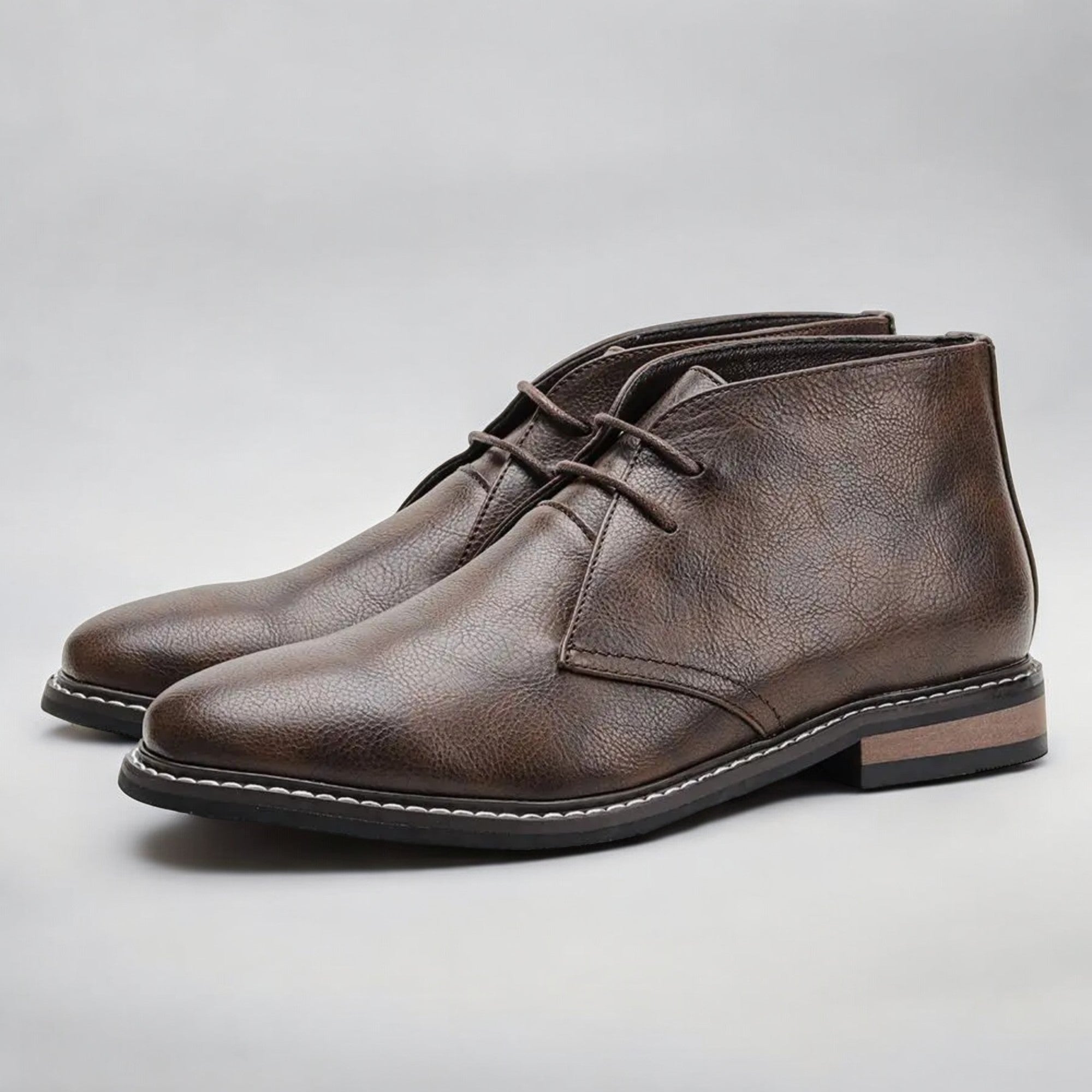 Herold | Classic Orthopaedic Chukka Boots with Timeless Elegance