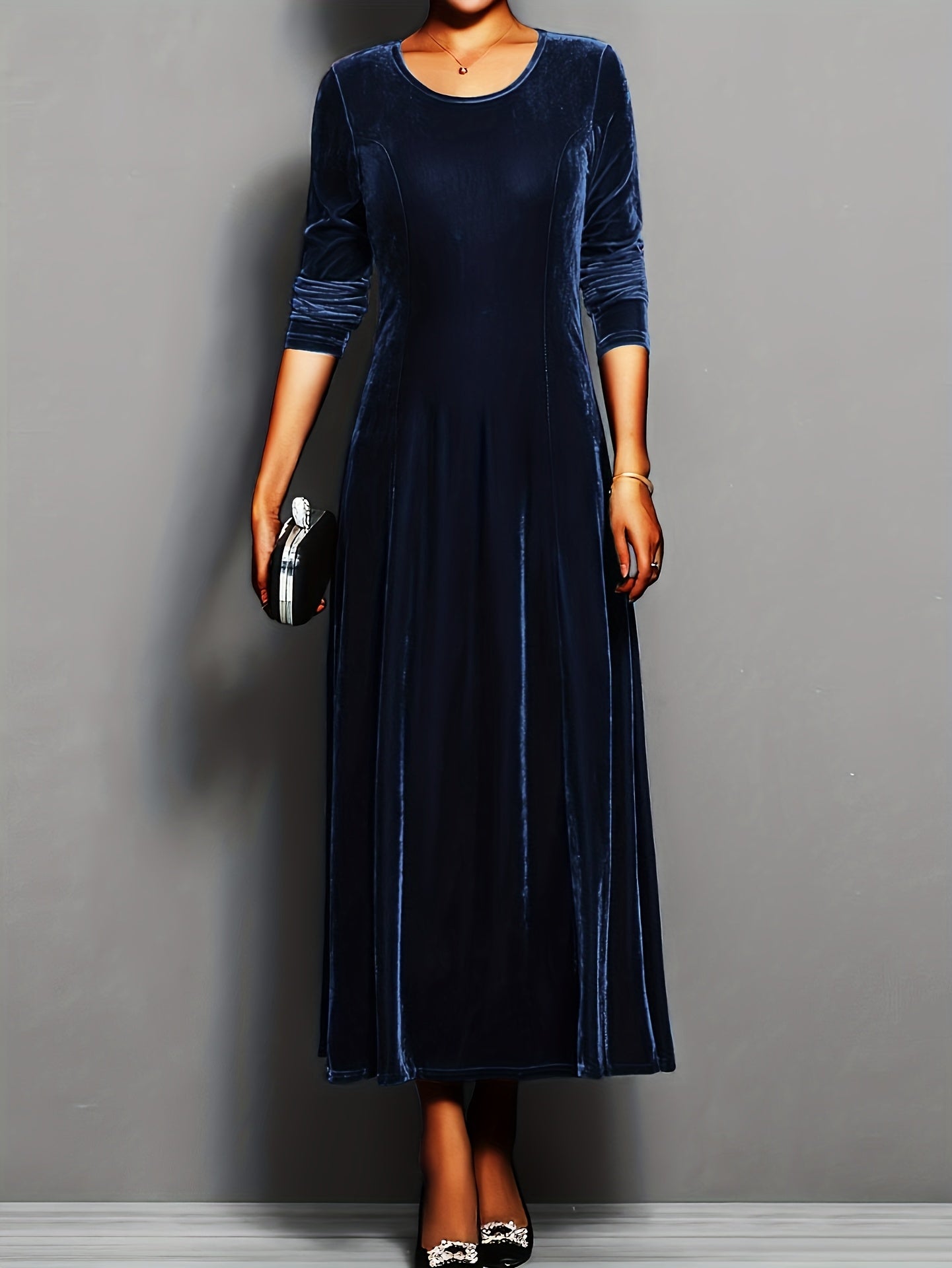 Serena | Velvet Elegance Midi Dress