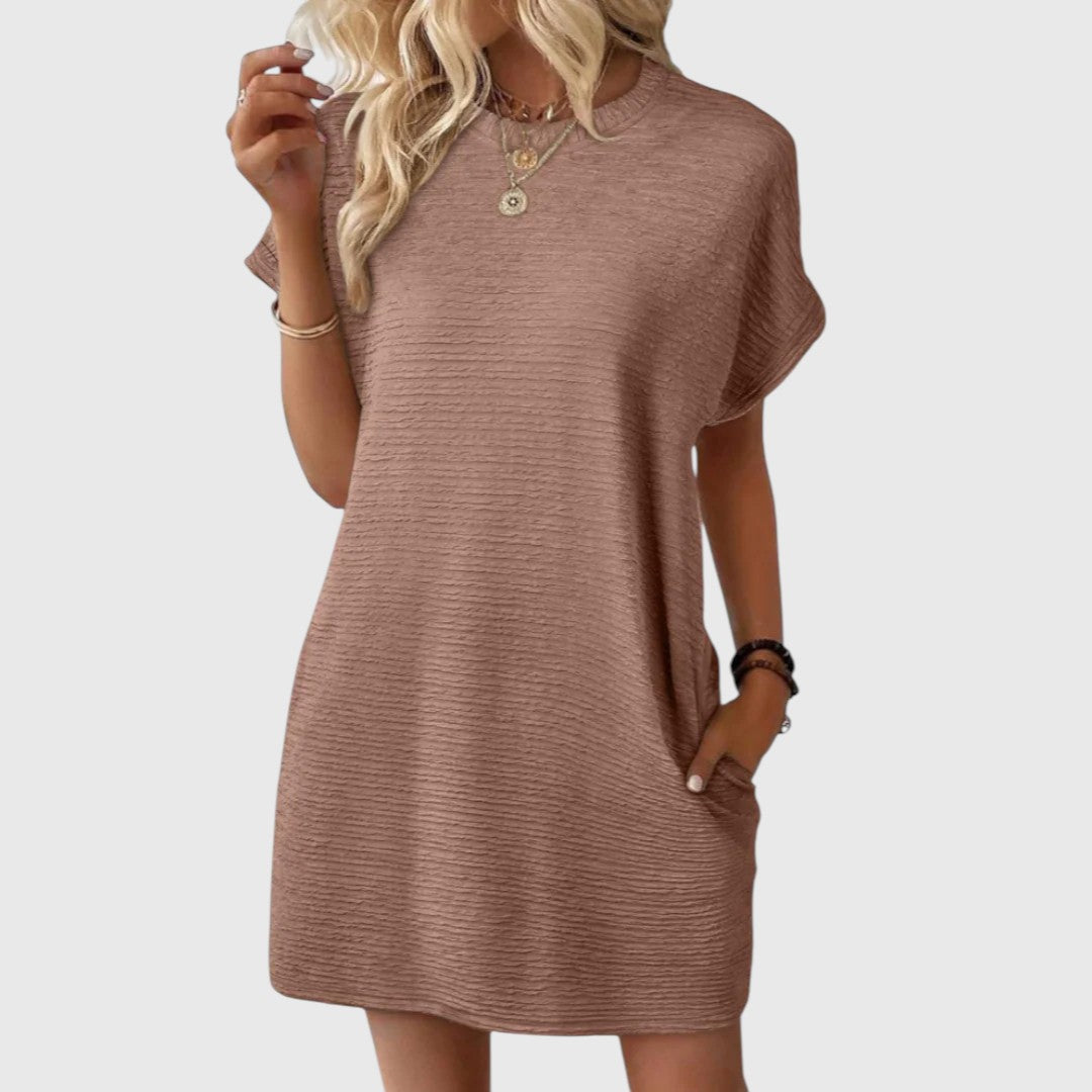 Pauline – Casual Minimalist Round Neck Summer Dress
