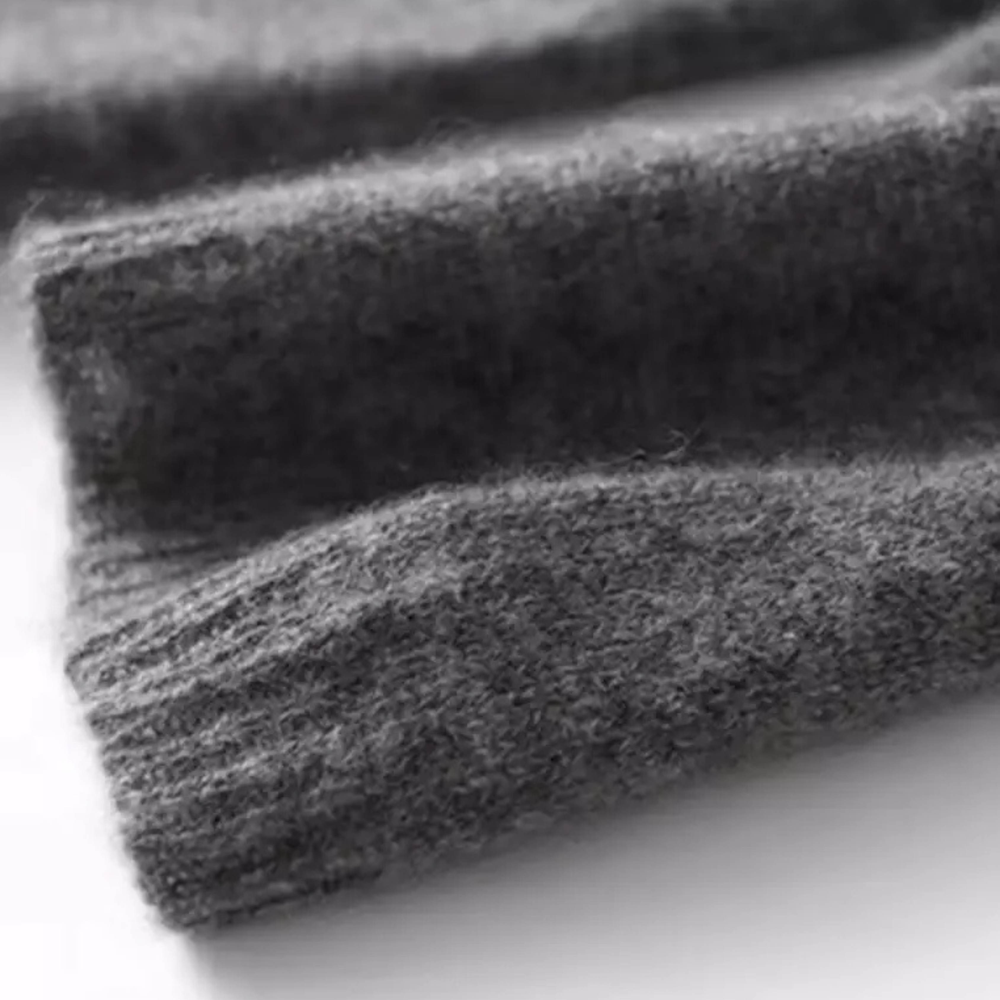 Eleanor | Cardigan with Buttons